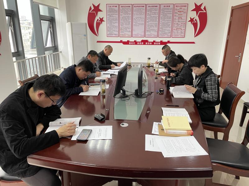 4.20仲裁委支部统一活动日集中学习现场.jpg